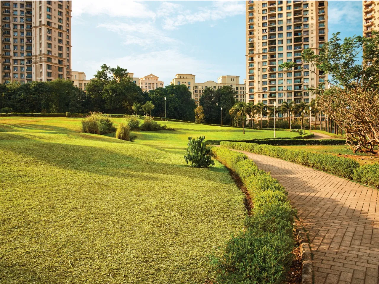 SKYKLARK ENCLAVE